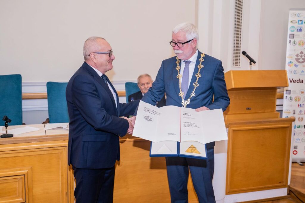 Gold Medal of Slovak Academy of Sciences